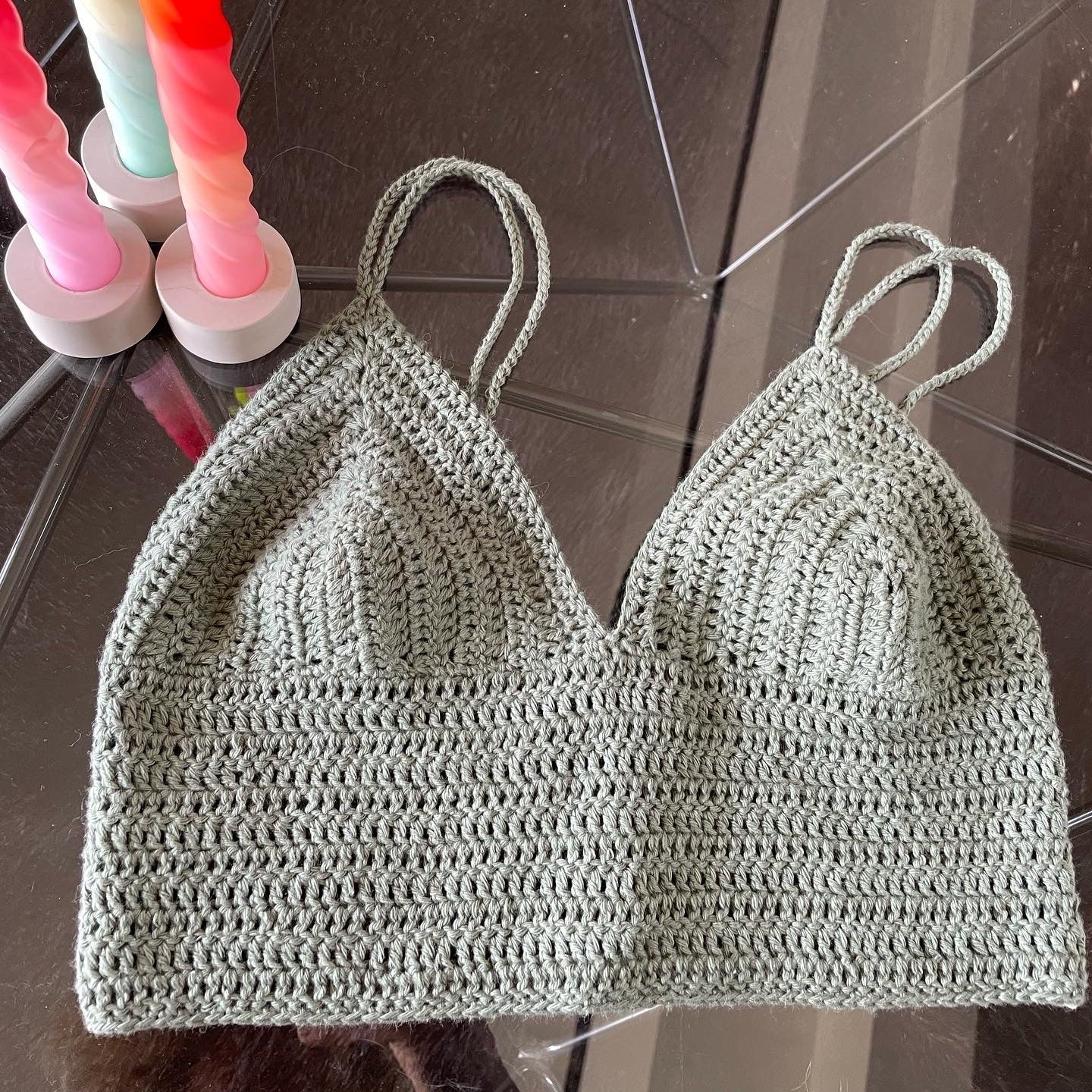 Top triangle au crochet