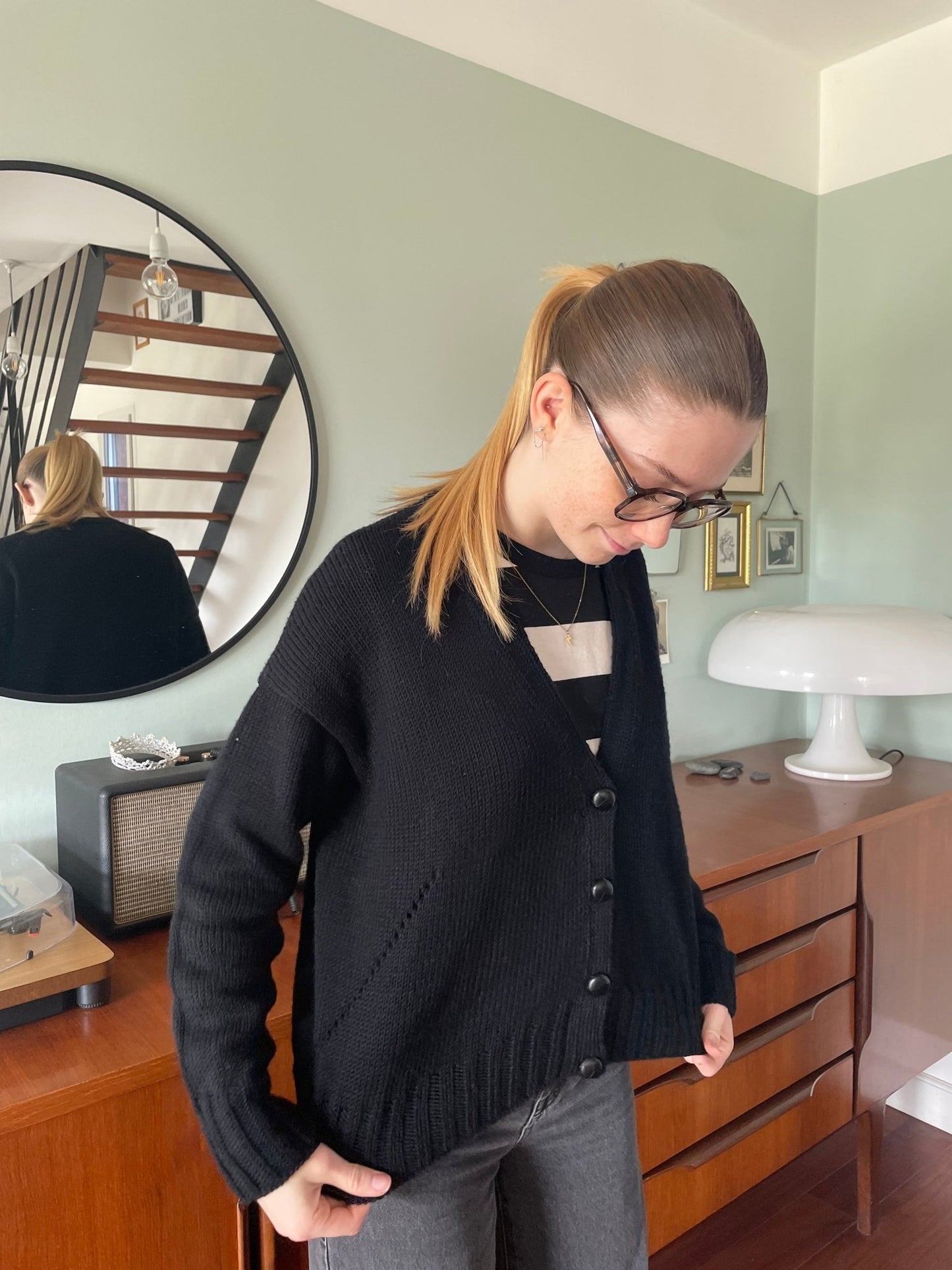 Cardigan Gossip - Mamoizelle K