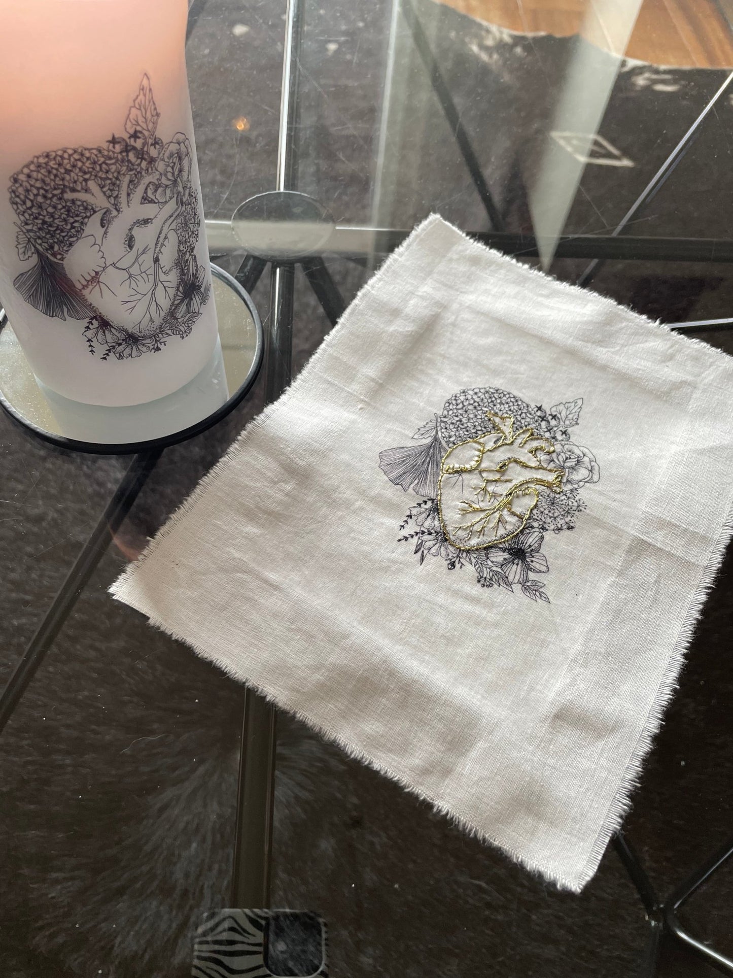 Cœur fleuri à broder - Mamoizelle K