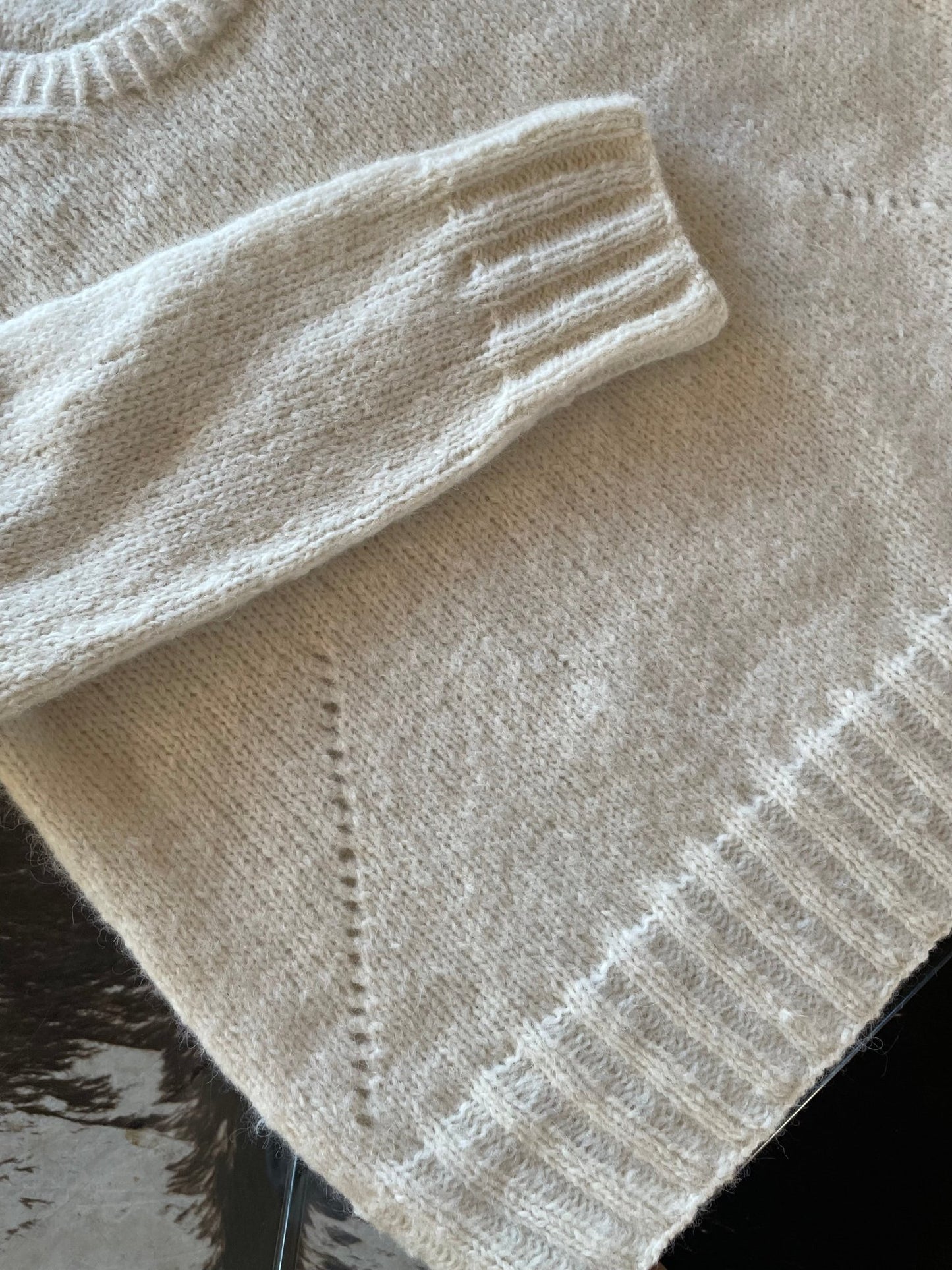 Pull About A Girl - Mamoizelle K