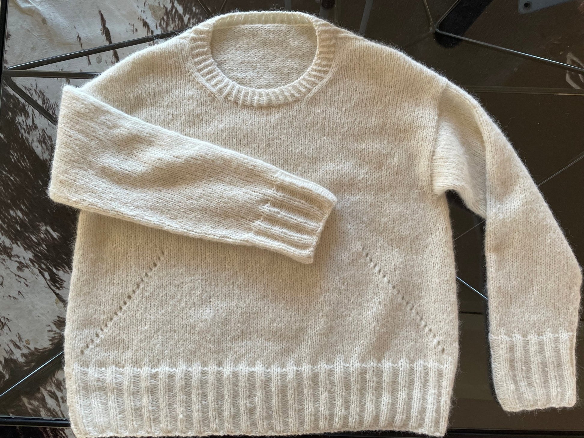 Pull About A Girl - Mamoizelle K